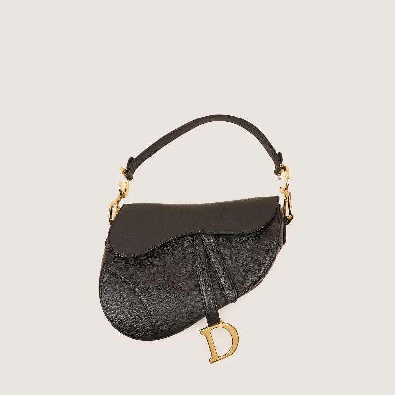 Modern Fashion Sale Saddle Bag Unmissable Deals On Trendy Handbags